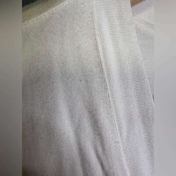 GOOD AMERICAN Deep V Henley Bodysuit in Offwhite.  Size 4/XL - Picture 9 of 9